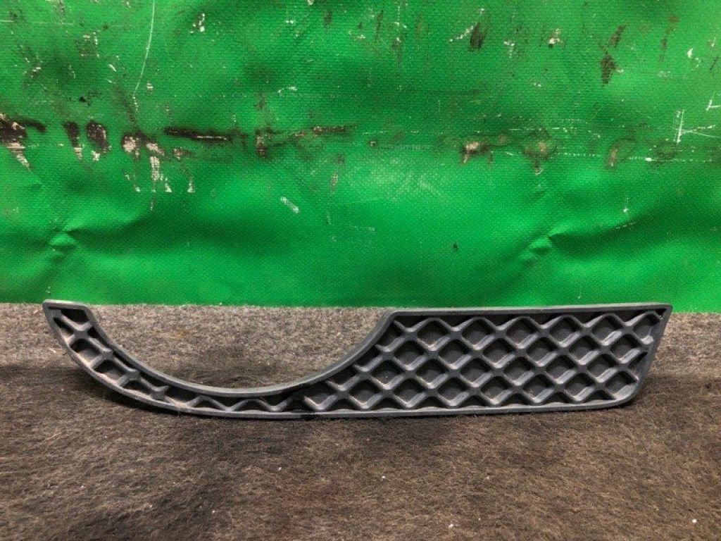 5254506010 | Накладка протитуманної фари прав. TOYOTA SOLARA 03-09