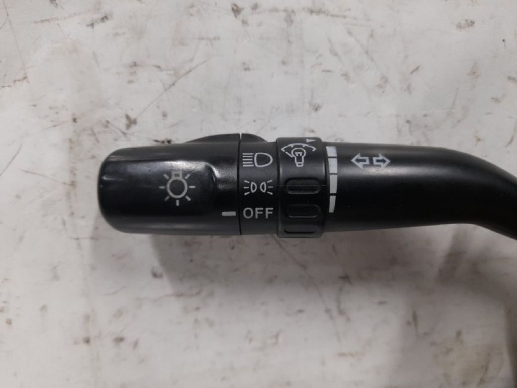 83115FE050 | Подрулевой переключатель лев. SUBARU FORESTER SG 02-07 - Фото 3