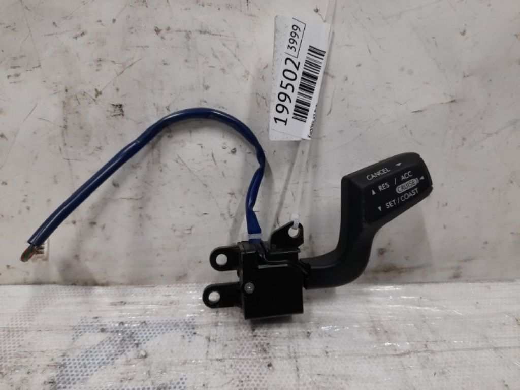 83151SA000 | Переключатель круиз-контроля прав. SUBARU FORESTER SG 02-07