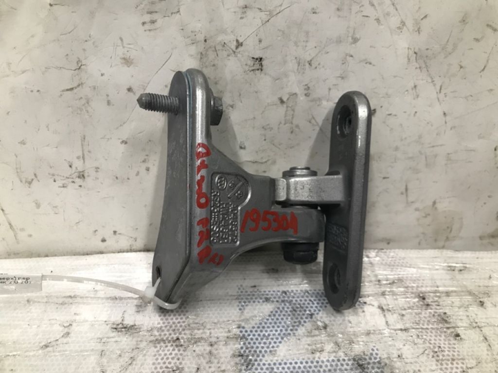 H0400-5DMMA | Петля двері верхня передн. прав. INFINITI QX30 16-20