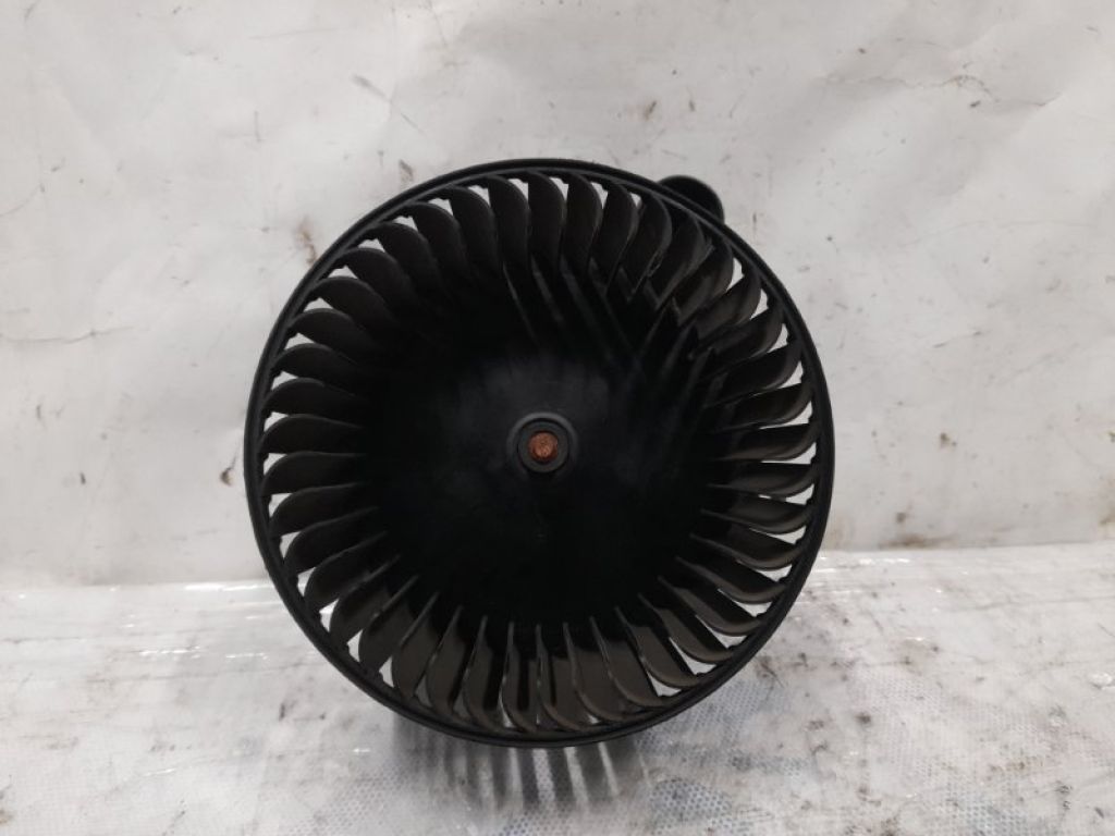 GS3L-61-B10 | Моторчик печки MAZDA 6 GH 07-12