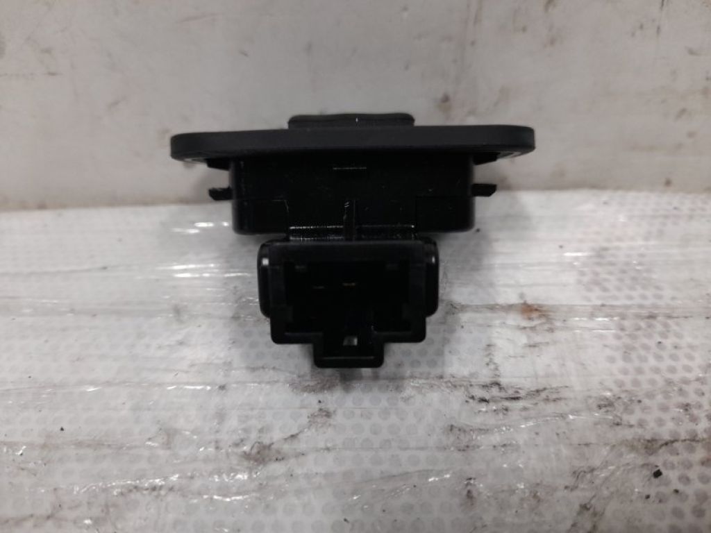 74810-SNB-J01 | Кнопка відкриття багажника зовнішня задн. ACURA TSX 08-14 - Фото 4