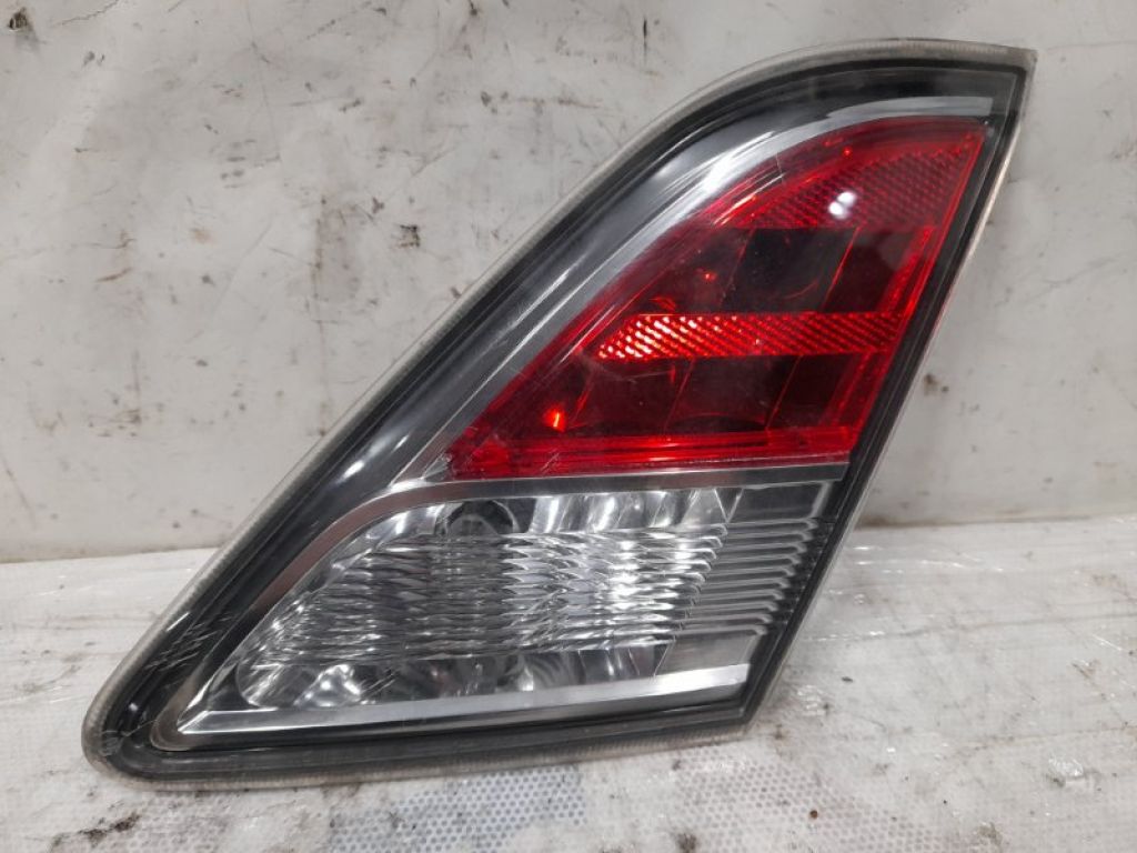 GS3L-51-3F0E | Ліхтар внутрішній задн. прав. MAZDA 6 GH 07-12