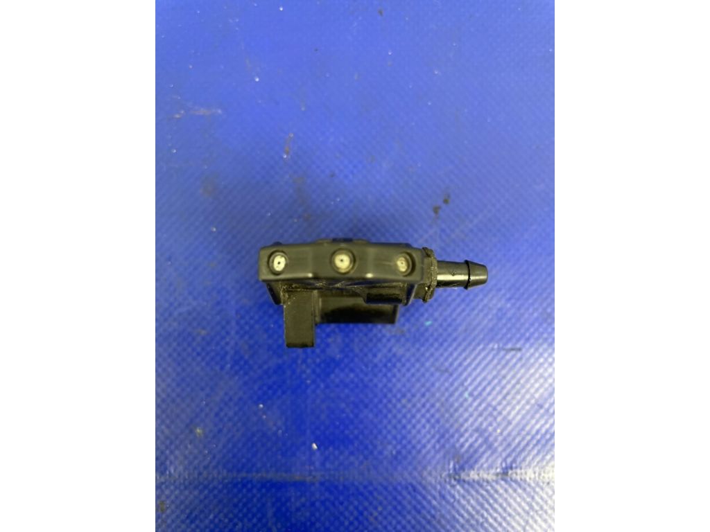 28932-EH105 | Форсунка омывателя стекла INFINITI M35/M45 04-10 - Фото 7