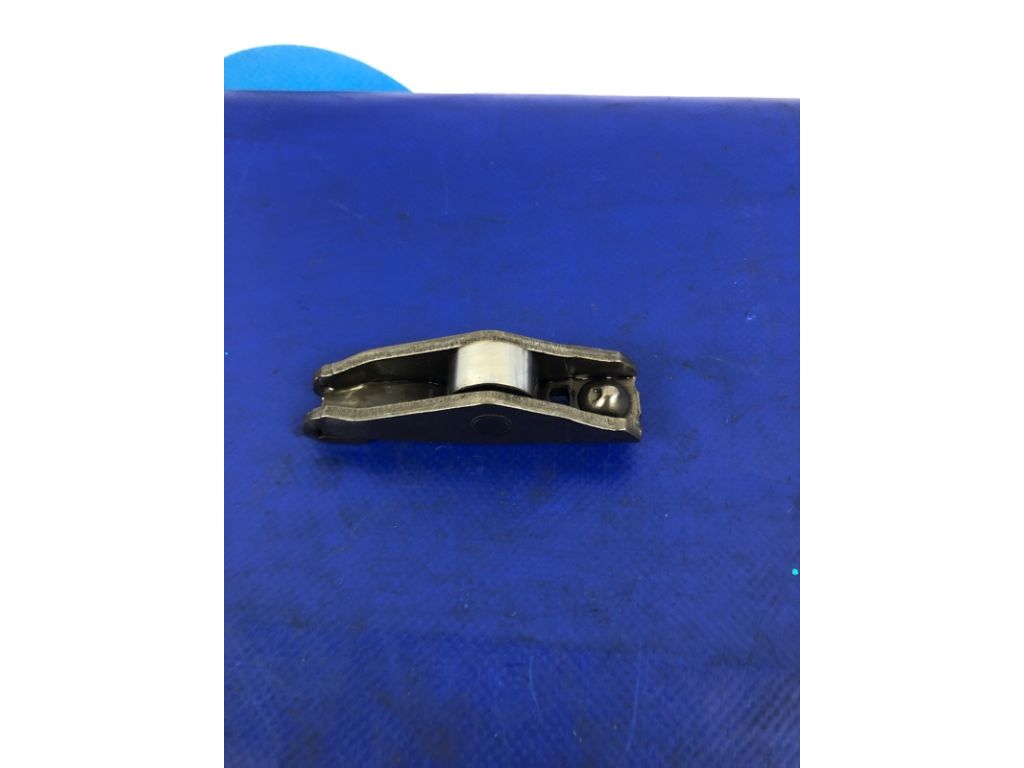 24180-4A001 | Рокер впускного клапана KIA SORENTO BL 02-09