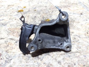 Кронштейн двигателя передн. ACURA MDX (YD2) 06-13