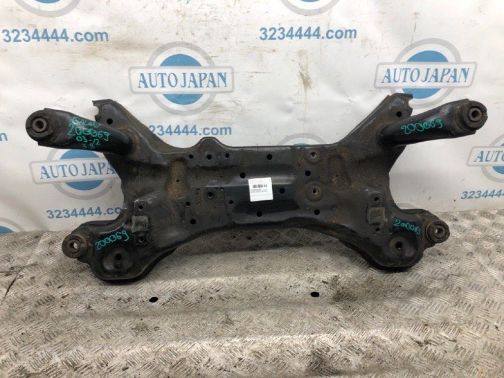 MN101952 | Балка передней подвески MITSUBISHI GALANT 03-12