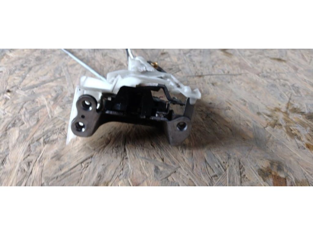 69370-08030 | Замок двері бічної задн. прав. TOYOTA SIENNA 11-16 - Фото 4