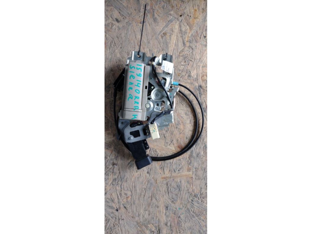 69070-08021-E0 | Ручка двери внутренняя задн. прав. TOYOTA SIENNA 11-16