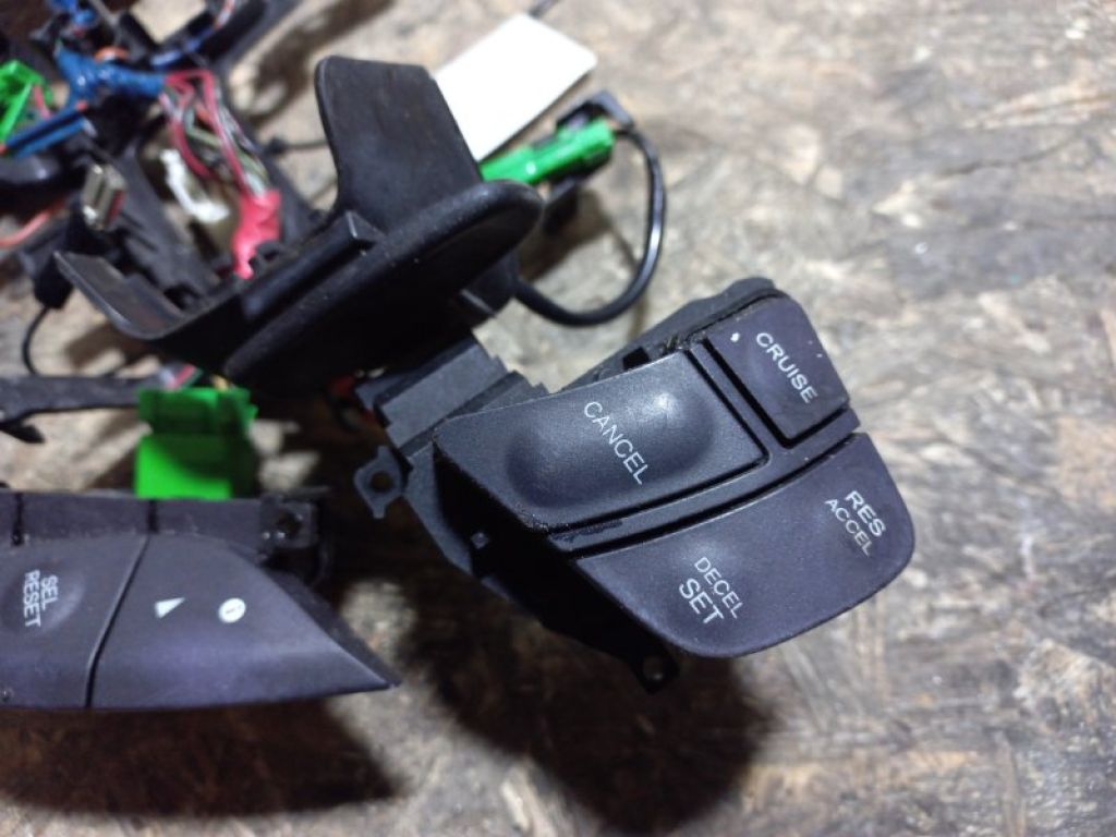 35880-STK-A01 | Кнопки на руль ACURA RDX 06-12 - Фото 3