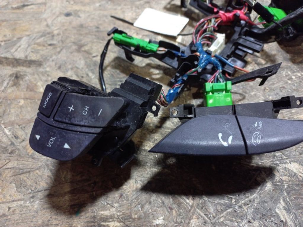 35880-STK-A01 | Кнопки на руль ACURA RDX 06-12 - Фото 4