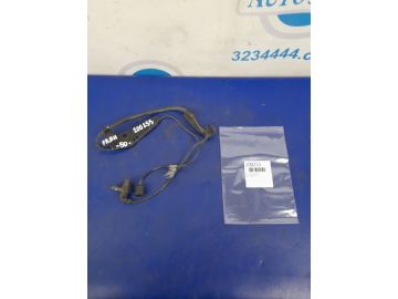 Датчик ABS передн. прав. TOYOTA CAMRY 50 12-15