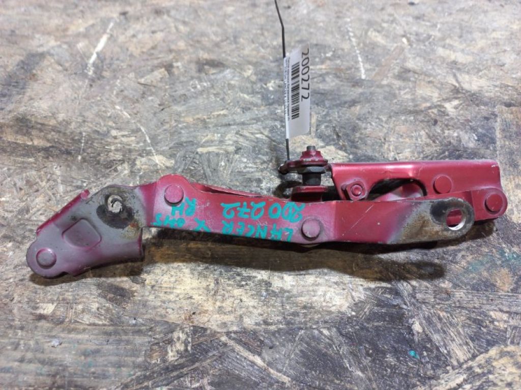 5923A014 | Петля крышки багажника прав. MITSUBISHI LANCER X 10 07-15