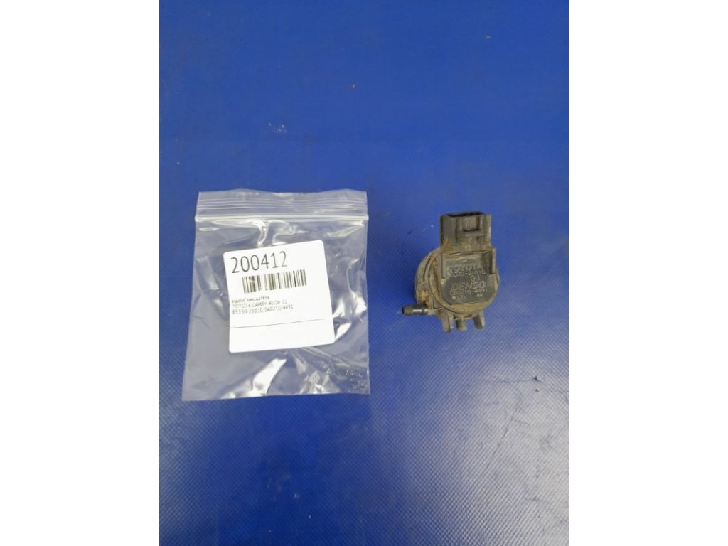 85330-21010 | Насос омивача скла TOYOTA CAMRY 40 06-11