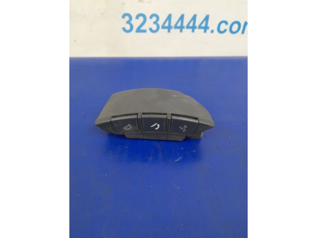 8750A021 | Кнопки на руль MITSUBISHI LANCER X 10 07-15