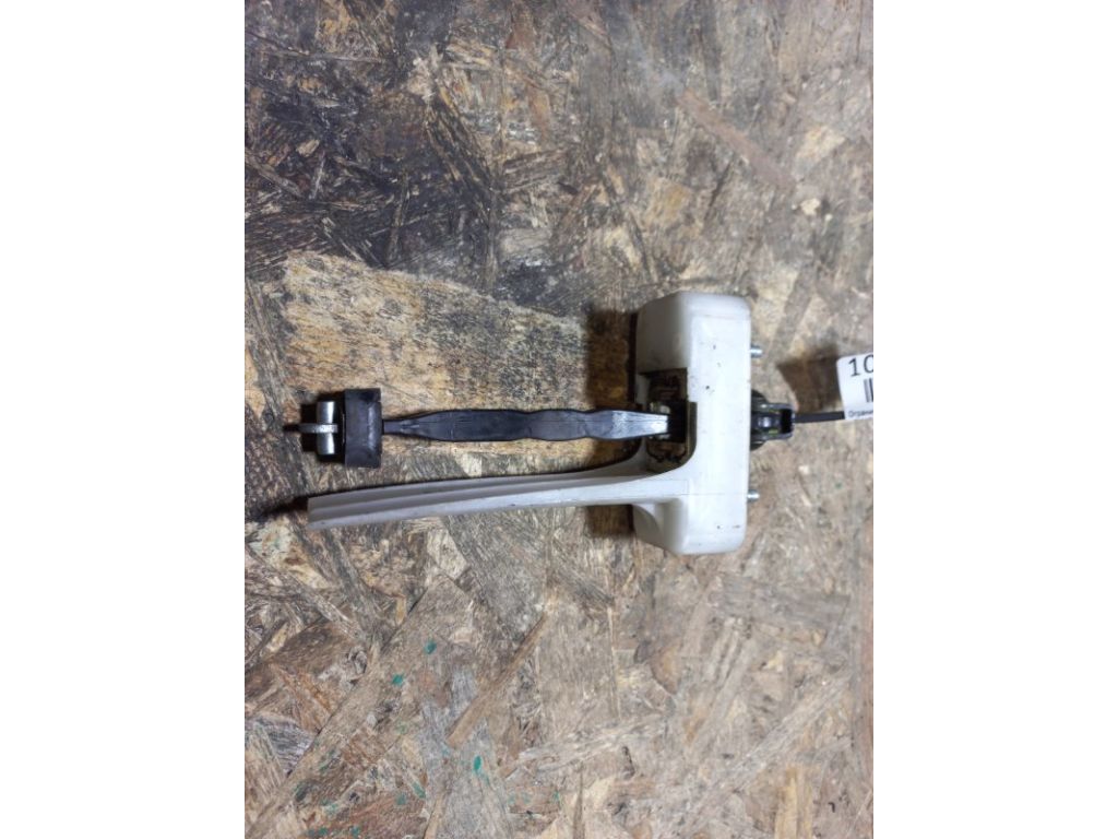 68620-78010 | Ограничитель двери передн. лев. LEXUS NX 14-21