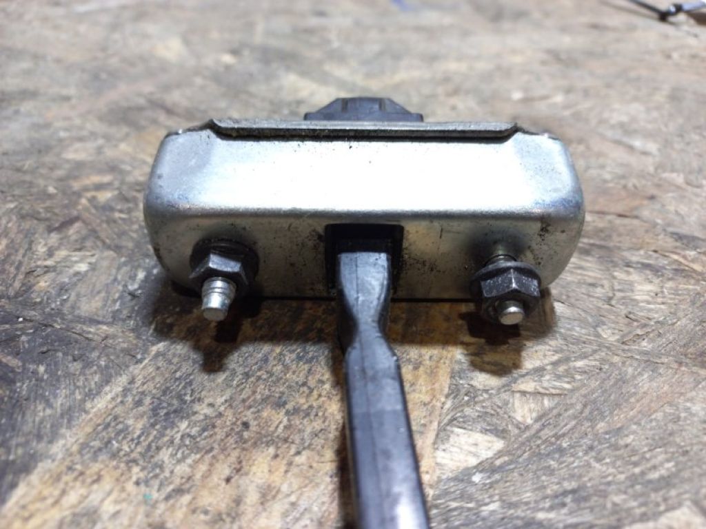 68610-33080 | Ограничитель двери передн. прав. LEXUS ES350 06-12 - Фото 2