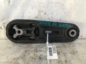 Подушка двигуна задн. NISSAN JUKE 10-19