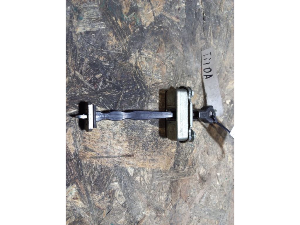 82430-ZR80A | Ограничитель двери задн. лев. NISSAN TIIDA/VERSA C11 04-11