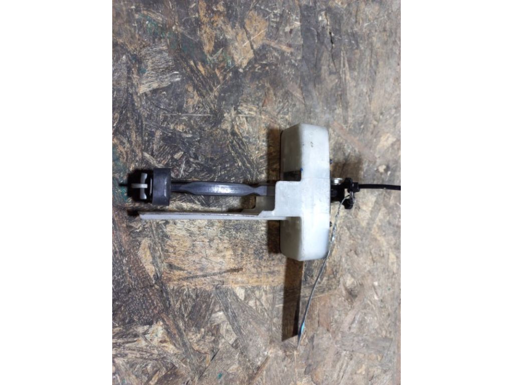 68630-50041 | Обмежувач дверей задн. прав. LEXUS LS460 06-12