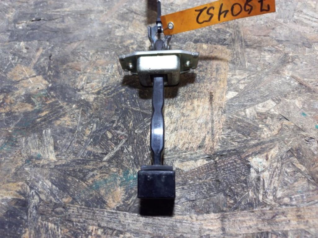 5732A029 | Обмежувач дверей задн. лів. MITSUBISHI OUTLANDER XL 05-13