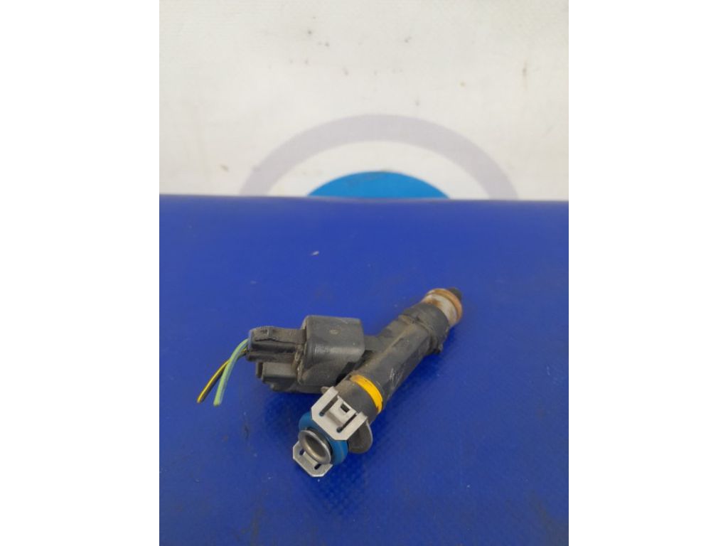 L3G5-13-250 | Форсунка топливная MAZDA 3 BK 03-08 - Фото 3