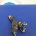 L3G5-13-250 | Форсунка топливная MAZDA 3 BK 03-08 - Превью 3