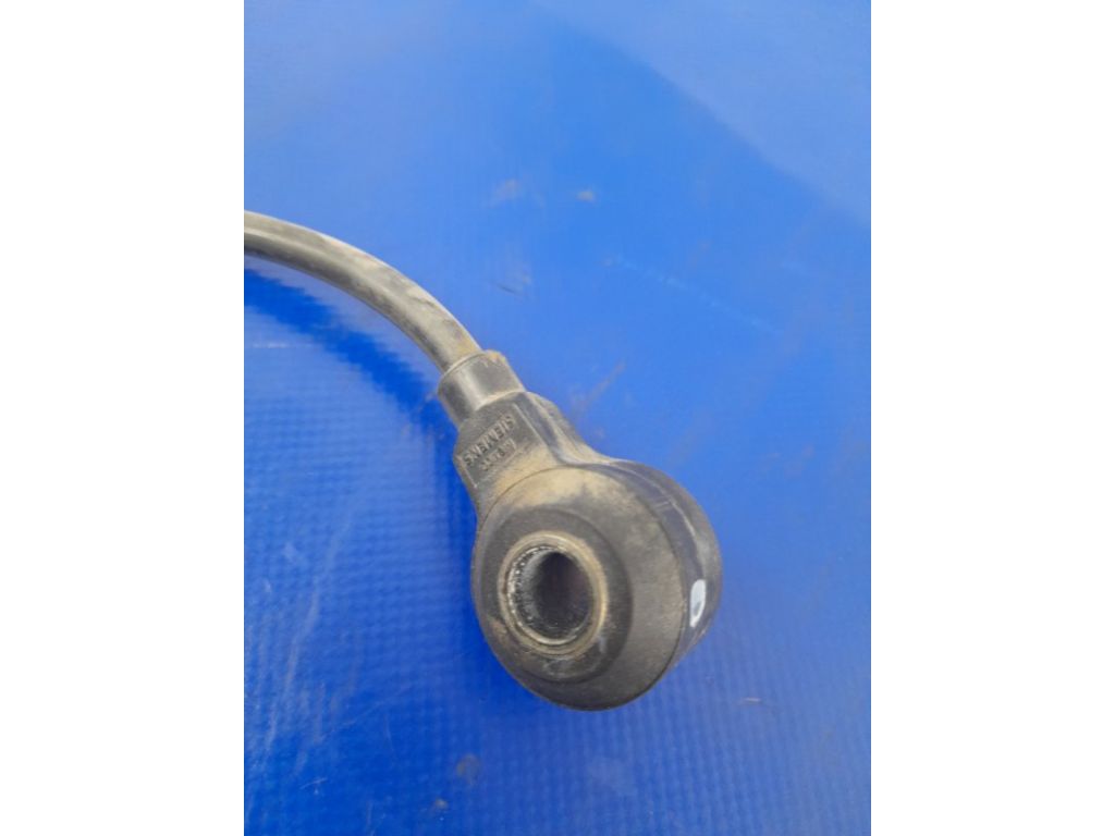 LF02-18-921 | Датчик детонації MAZDA 3 BK 03-08 - Фото 3