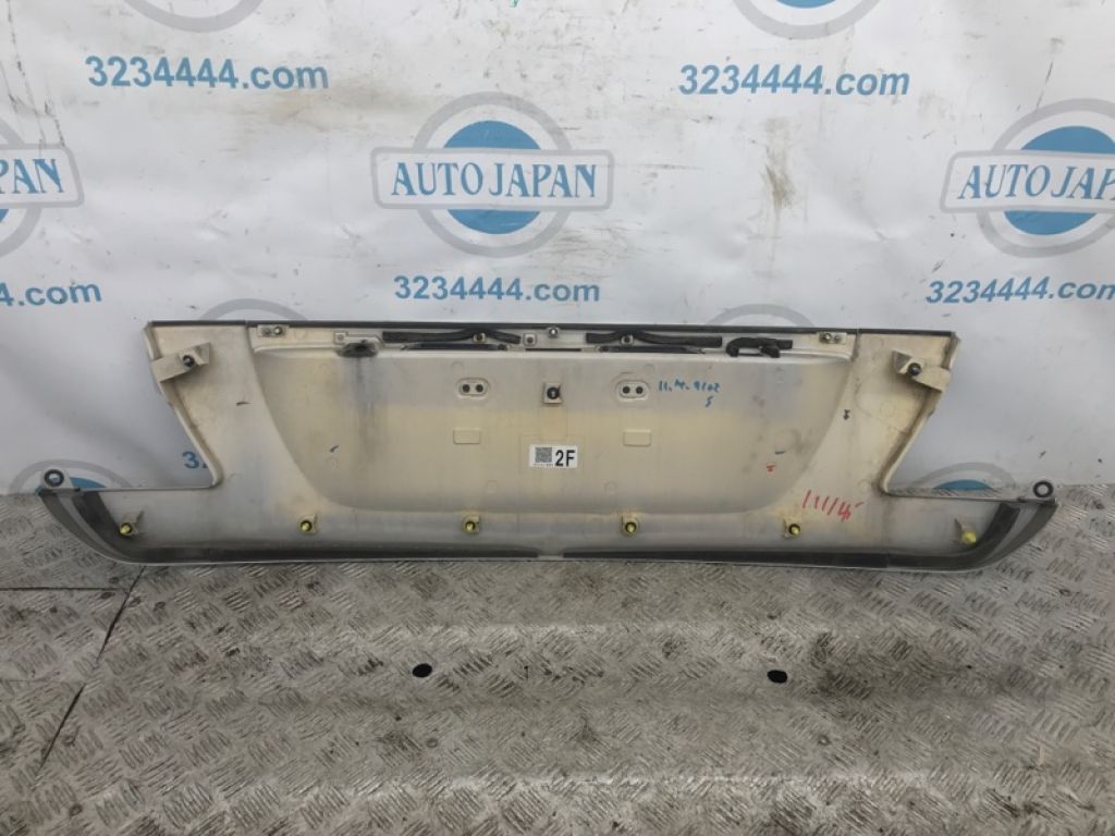 76801-50040 | Накладка крышки багажника задн. LEXUS LS460 06-12 - Фото 2