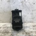 84810-33120 | Кнопка склопідіймача задн. лів. TOYOTA RAV4 05-12
