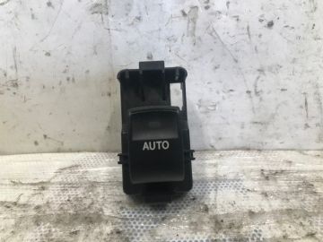 Кнопка стеклоподъемника задн. лев. TOYOTA RAV4 05-12