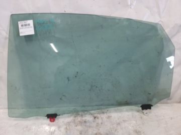 Стекло двери задн. лев. TOYOTA PRIUS - 30 09-17