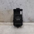 84810-33120 | Кнопка стеклоподъемника задн. лев. TOYOTA PRIUS - 30 09-17