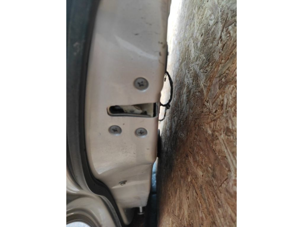 Замок двері задн. лів. SUBARU FORESTER SH 07-12
