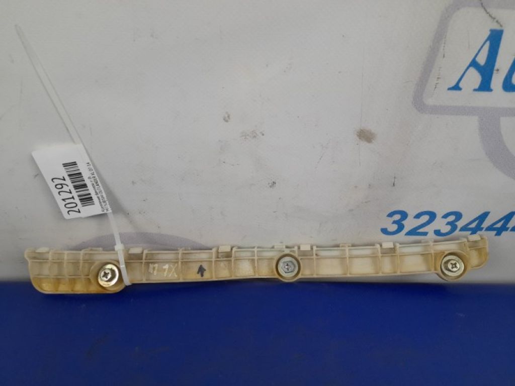 6410A221 | Кронштейн заднего бампера лев. MITSUBISHI OUTLANDER XL 05-13