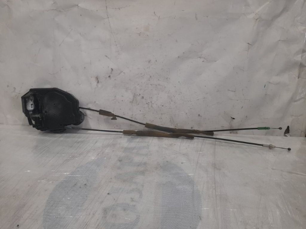 69050-06100 | Замок двери задн. прав. TOYOTA CAMRY 50 12-15