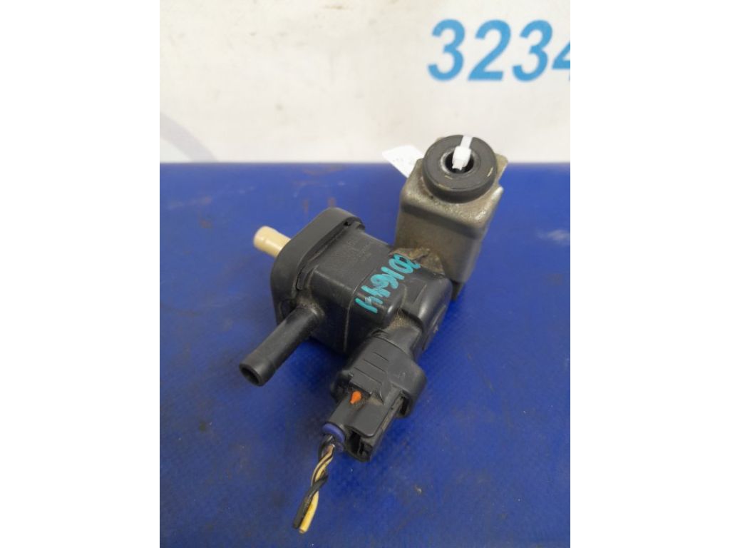 90910-12276 | Клапан електромагнітний (вакуумний) LEXUS LS460 06-12 - Фото 2