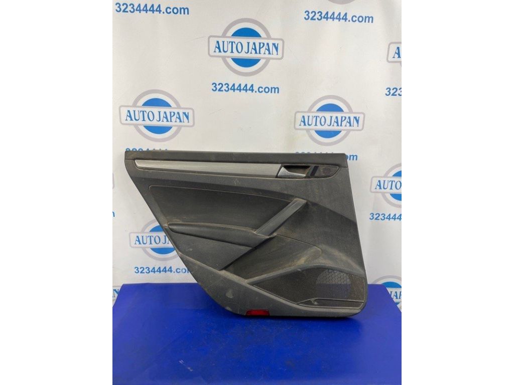 561 867 211 G OUR | Карта двери задн. лев. VOLKSWAGEN PASSAT B7 11-15