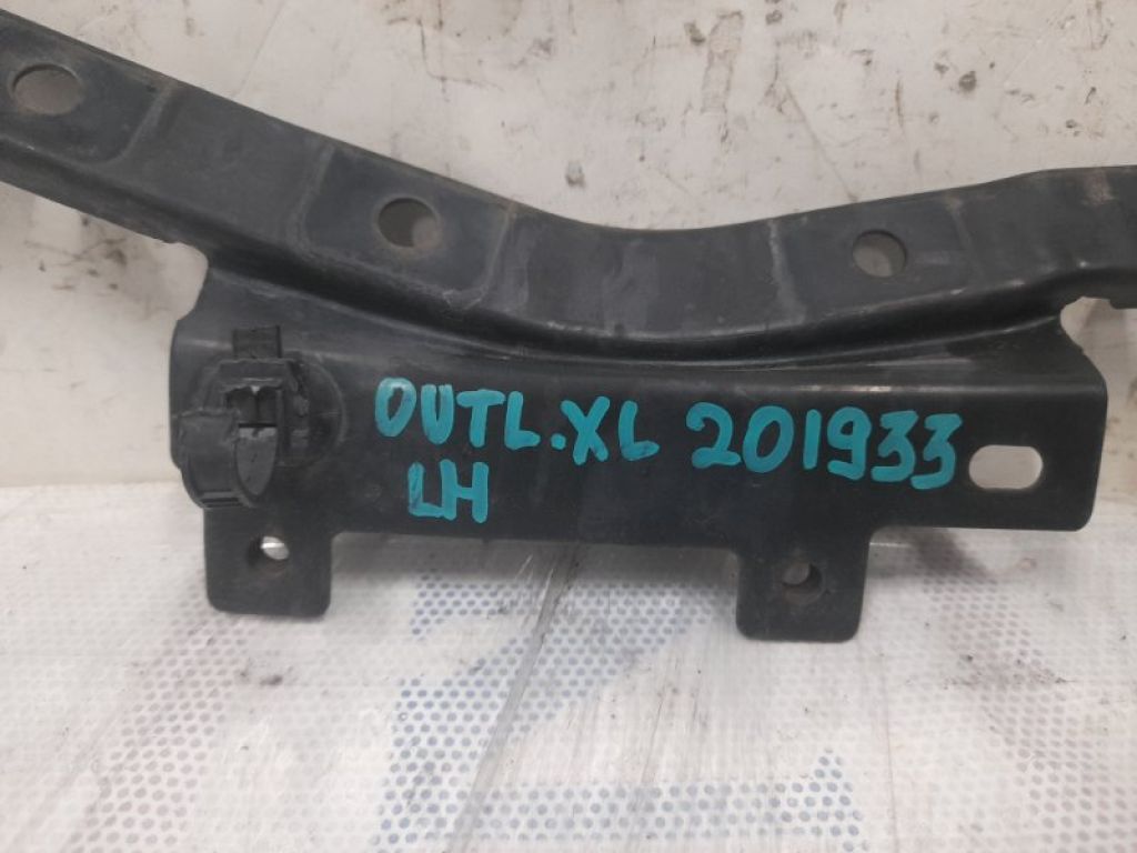 6400A471 | Кронштейн крепления фары передн. лев. MITSUBISHI OUTLANDER XL 05-13 - Фото 2