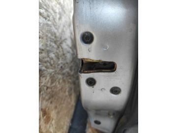 Замок двері передн. прав. MITSUBISHI LANCER IX 9 03-07