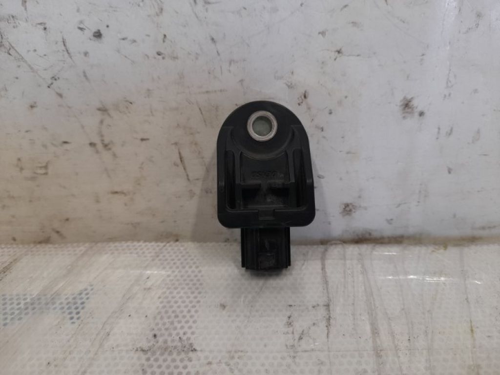 89173-79025 | Датчик удара TOYOTA PRIUS - 30 09-17