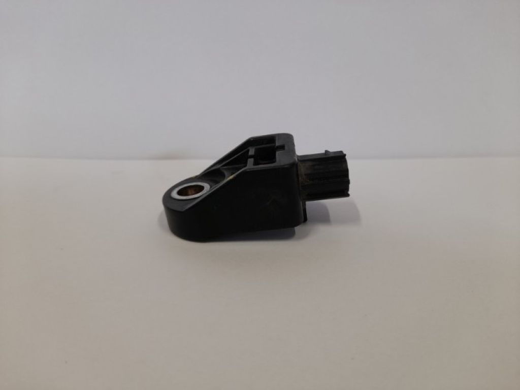 89173-09400 | Датчик удара TOYOTA CAMRY 40 06-11
