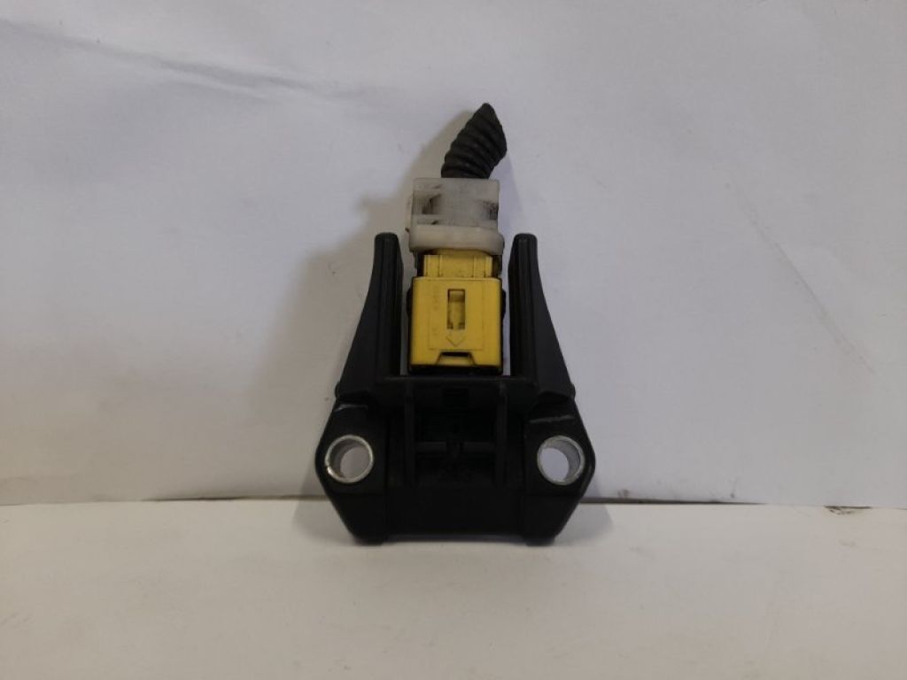 89173-35080 | Датчик удара LEXUS LS460 06-12