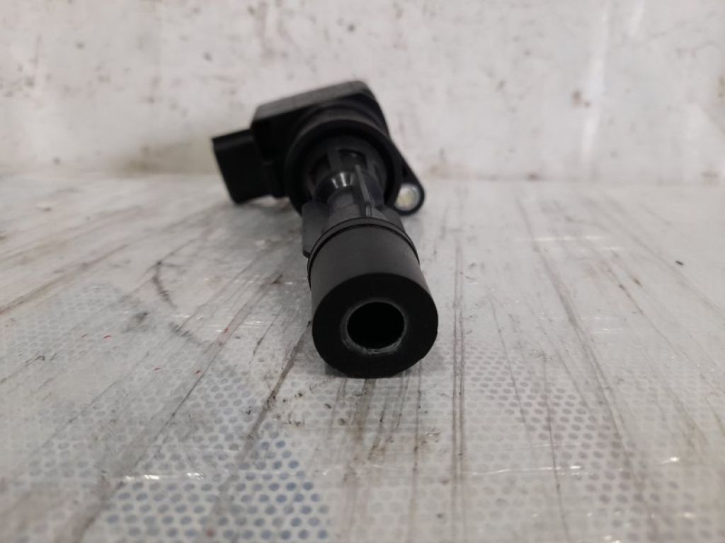 LF2L-18-100 | Котушка запалювання MAZDA 6 GG 02-07 - Фото 3