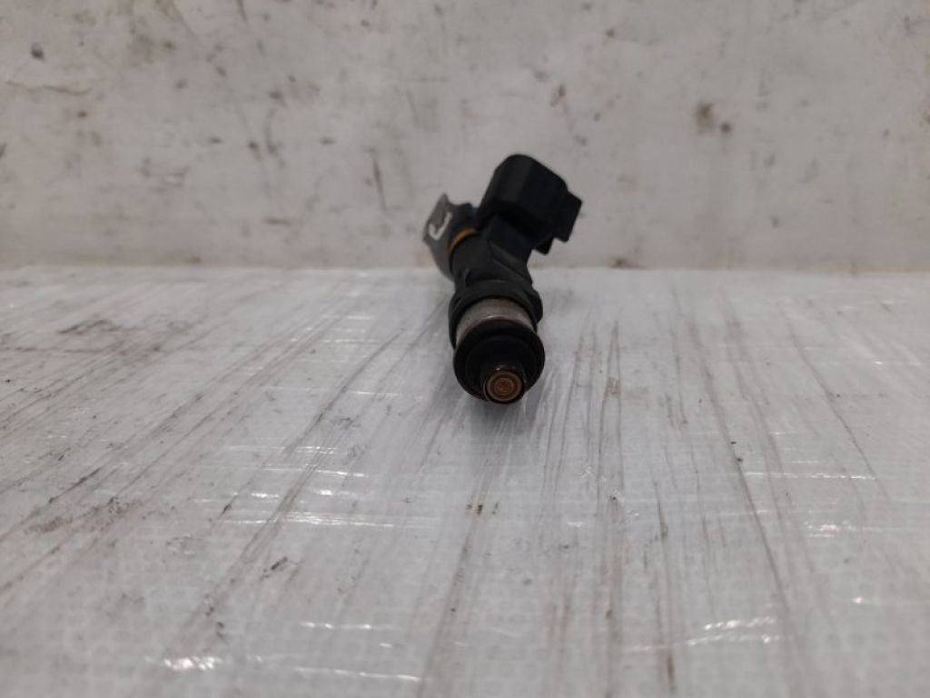 L3G5-13-250 | Форсунка топливная MAZDA 6 GG 02-07 - Фото 3