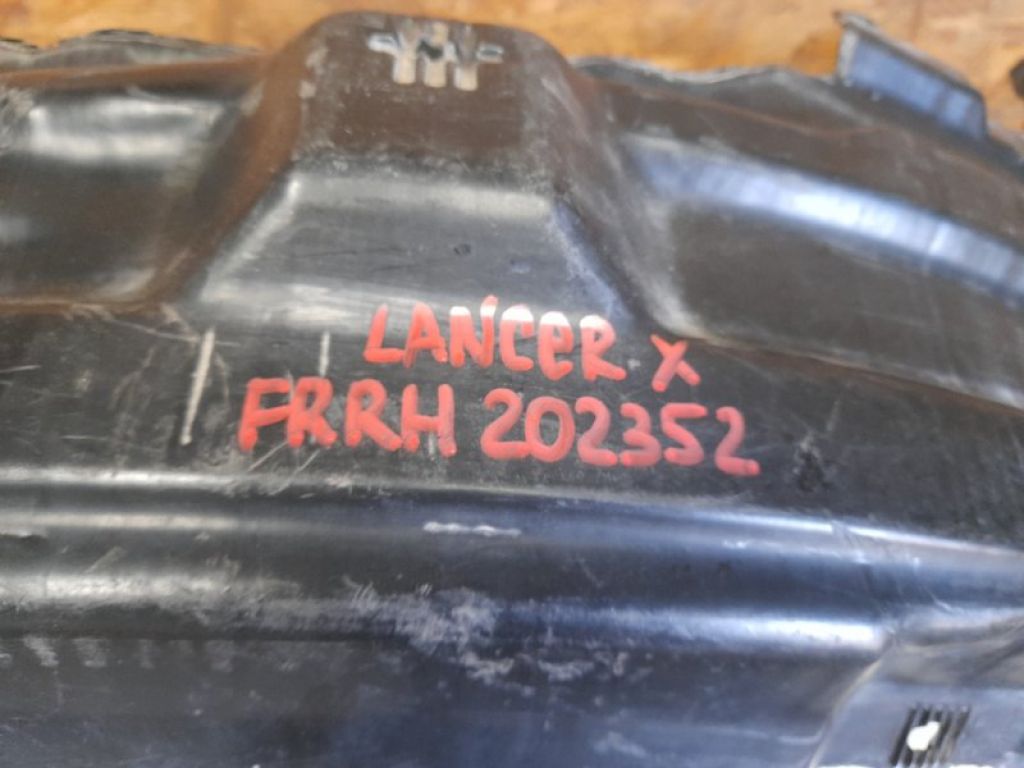 5370A288 | Підкрилок передн. прав. MITSUBISHI LANCER X 10 07-15 - Фото 2