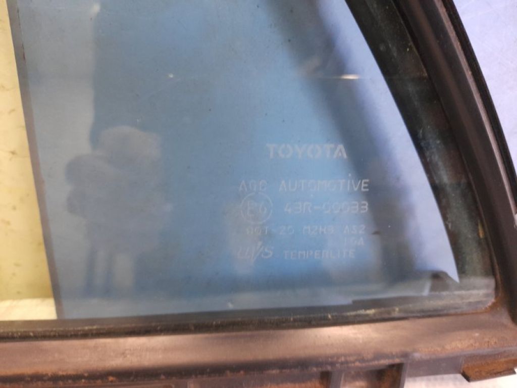 68124-02210 | Стекло двери глухое задн. лев. TOYOTA COROLLA 150 06-13 - Фото 3