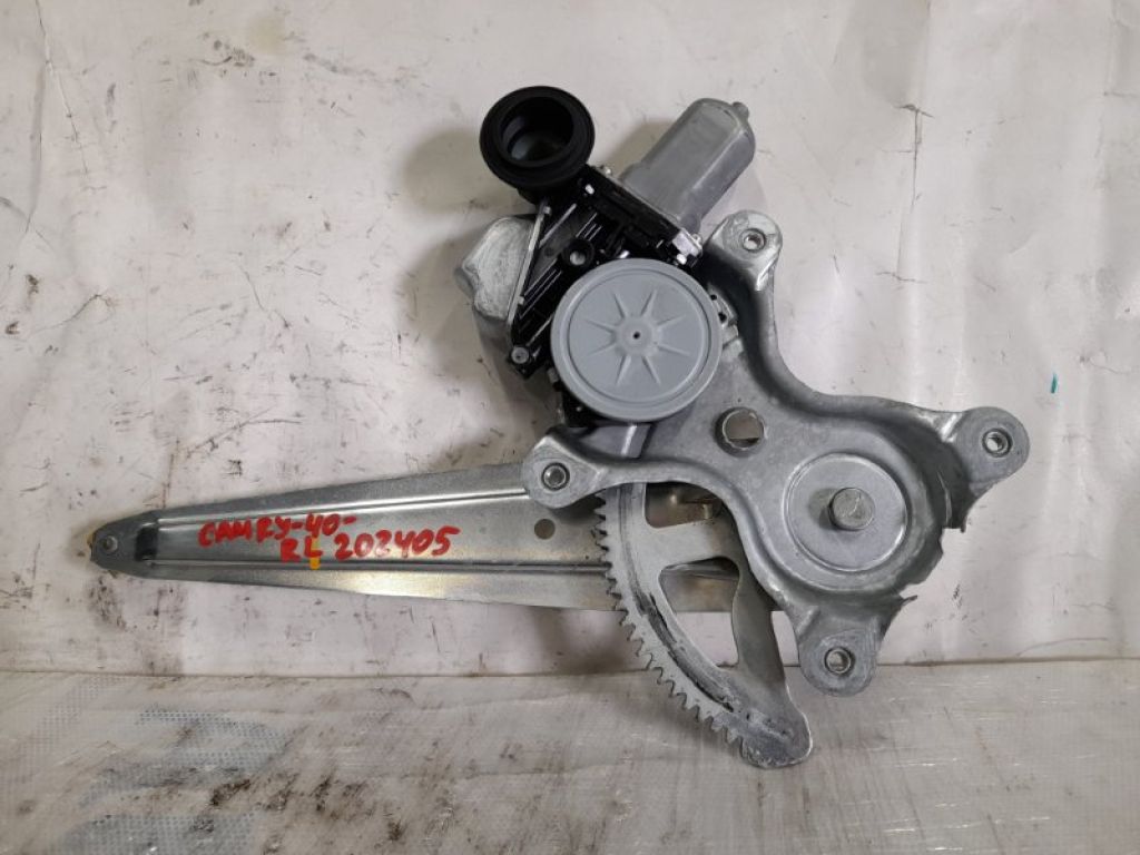 85710-06060 | Склопідйомник задн. лів. TOYOTA CAMRY 40 06-11