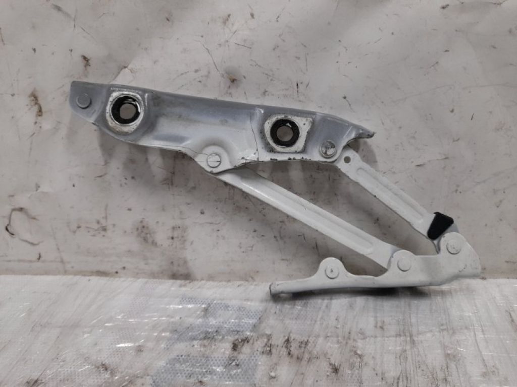 84401-1MA0A | Петля кришки багажника лів. INFINITI Q50 15-20 - Фото 2