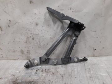 Петля кришки багажника лів. INFINITI G25/G35/G37/Q40 06-14